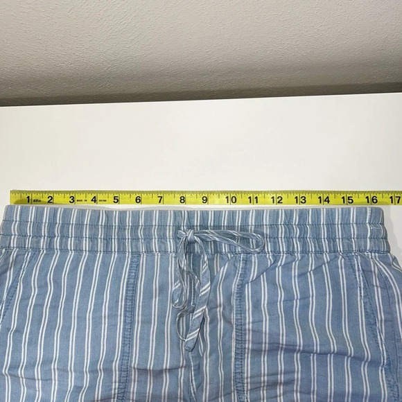 Calvin Klein Blue & White Striped High Rise Pull-on Fabric Shorts 6 Women’s - Picture 7 of 12